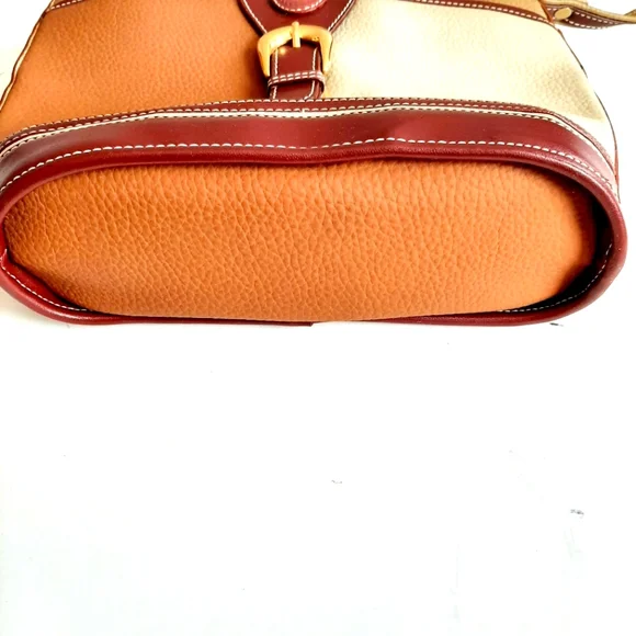 Giovane Shoulder Bag - Picture 6 of 13